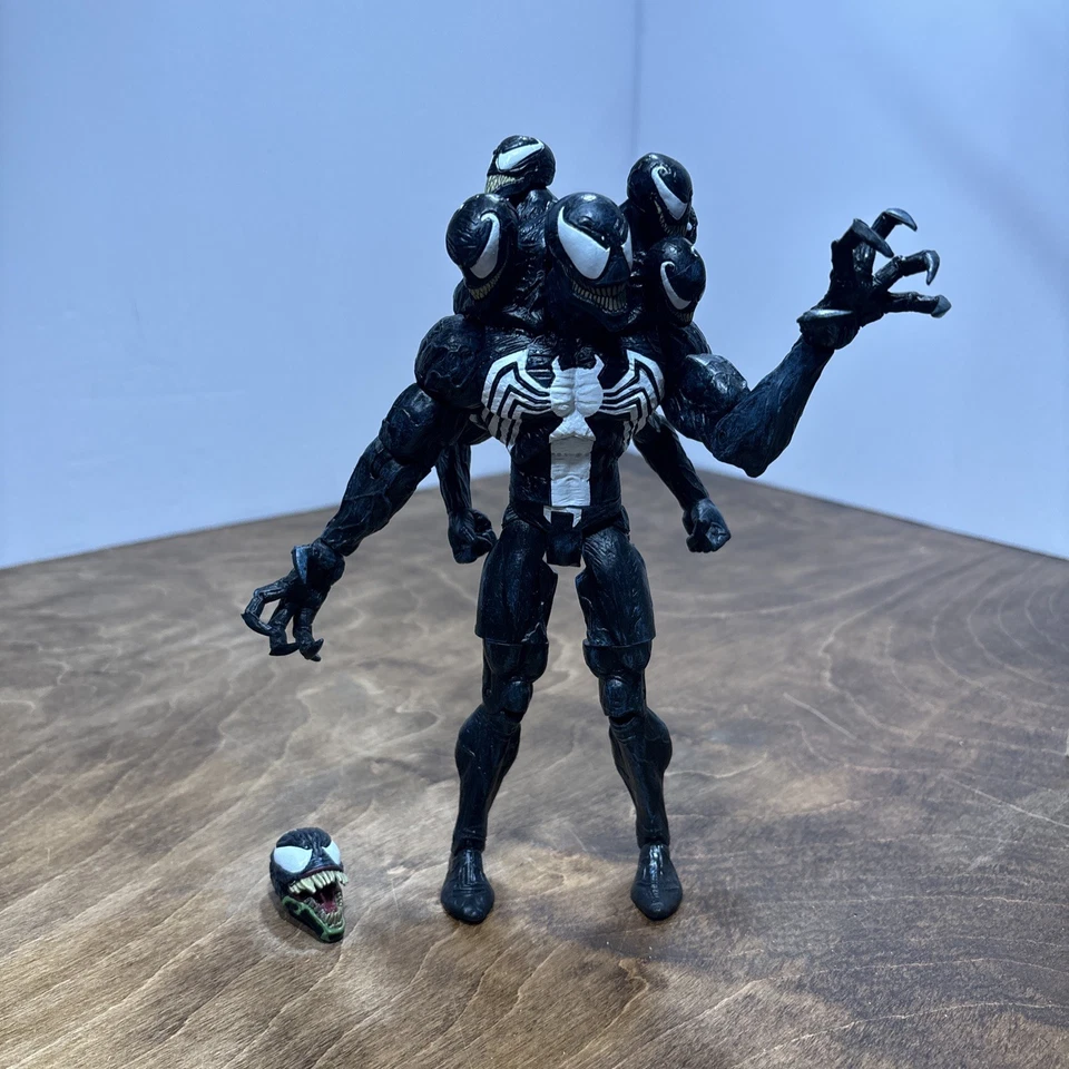 Marvel Select Legends 8 pulgadas Venom The Madness Spider-Man Symbiote Universe 2012 Foto 1 de 4