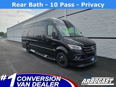 Mercedes-Benz Sprinter 3500 Midwest Automotive Luxe Cruiser 2024 Foto 1 de 4