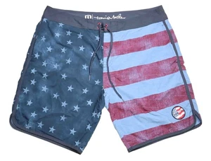 Travis Mathew Hybrid Board Shorts Unlined Drawstring Mens Measures Size 39 - Picture 1 of 6