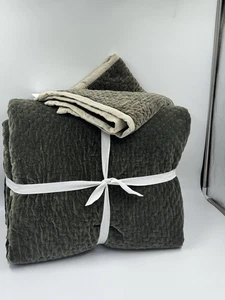 New Pottery Barn King Cross Stitch Velvet Quilt, Loden + 2 Standard Shams READ - Picture 1 of 8