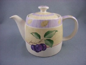 Marks & Spencer Wild Fruits Teekanne - Bild 1 von 1