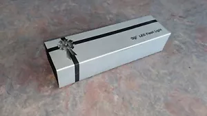 Flash LED Premium Nuevo en Caja de Presentación con Baterías - Imagen 1 de 9
