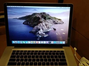 Apple MacBook Pro 13" (500GB, Intel Core i5, 2.3 GHz, 8 GB) Laptop -... - Picture 1 of 10