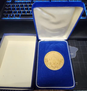 1984 Los Angeles Olympics - Bronze ~ Volunteer Participation Medal + Case + Box! - Picture 1 of 5