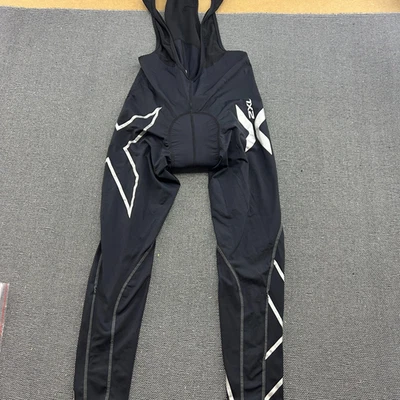 2XU Bermuda Masculina de Ciclismo Média Bicicleta Corrida Acolchoada Sem Nivelamento Preta - Imagem 1 de 4