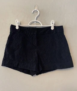 Pantalones cortos Ann Taylor LOFT de encaje negro talla 4 - Imagen 1 de 9