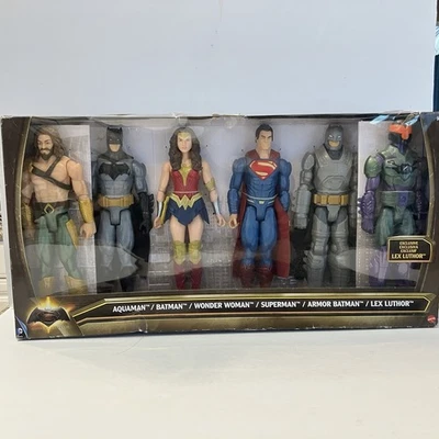 Paquete de acción de héroes de cómic Mattel Lex Luthor Foto 1 de 4