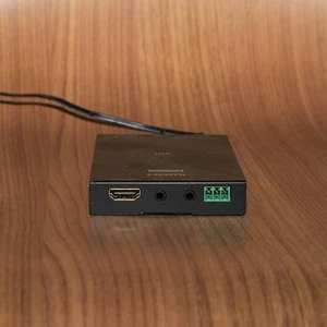 Monoprice Blackbird 4K Pro HDBaseT Extender HDMI Receiver 70m - Picture 1 of 6