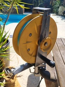 Alvey Reef Master Winch. WITH Mono Line And Clamp In Good Used Condition - Picture 1 of 7