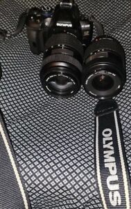 OLYMPUS E-620 12.3mp + 14-45 + 40-150 ZOOMS + BATTERY, NO CHARGER WORKS GREAT