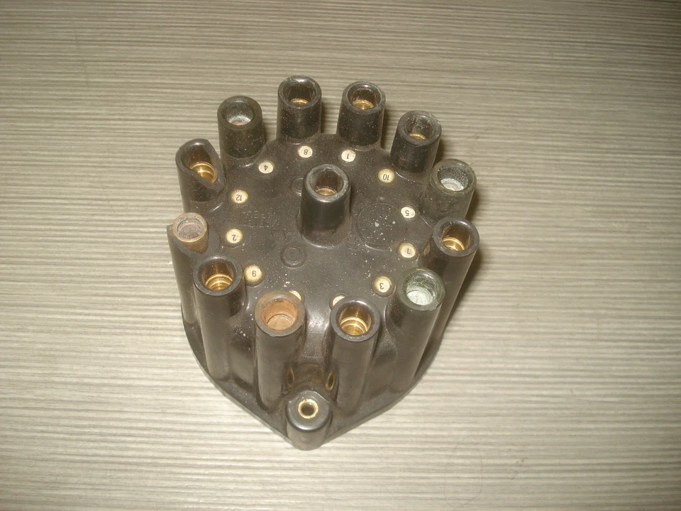 Ferrari Lamborghini 12 Cil. Tapa Del Distribuidor Magneti Marelli - Image 1 of 1