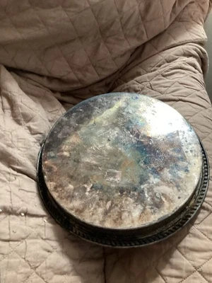 Bandeja redonda vintage plateada de 9" para servir Foto 1 de 4