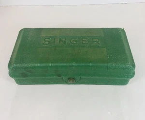 Singer Vintage Green Case - Picture 1 of 14