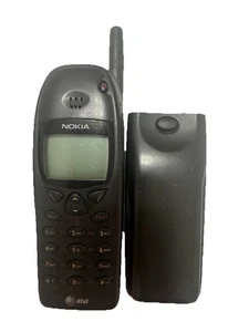 Téléphone portable Nokia 6160 rétro élégant AT&T opérateur verrouillé noir - Photo 1 sur 2