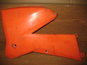 2002 KTM250 LEFT RADIATOR SHROUD SPOILER COVER KTM 250SX 250 SX 5030815000004 - Picture 1 of 5