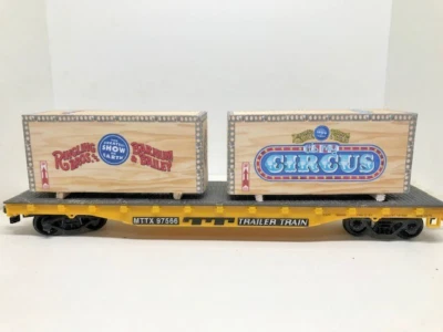Ringling Bros. and Barnum & Bailey set of 2   FLAT CAR NOT INCLUDED - Image 1 of 4