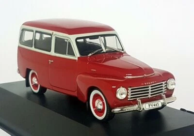 Atlas 1/43 - Volvo PV445 Duett Red / White Diecast Model Car - Image 1 of 4