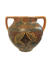 Delightful Chameleon Ware Round Vase With Rhombus Rim (Small Chip) - Picture 1 of 4