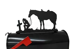 Betendes Cowgirl & Pferd Metall Briefkasten Topper 7,38 cm groß matt schwarz - Bild 1 von 2