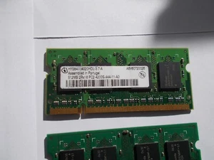 QIMONDA 1GB-(2X512MB) MATCHED PAIR, PC2-4200,HYS64T64020HDL-3.7-B, DDR2 SODIMM - Picture 1 of 3