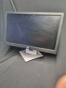 HP E202 EliteDisplay 20" IPS LED HDMI Widescreen Monitor 1600x900 with VGA DP - Picture 1 of 10