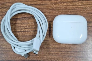 Apple AirPods 3 3. Generation Bluetooth mit Kabellosem Ladecase A2564 Weiß - Bild 1 von 11