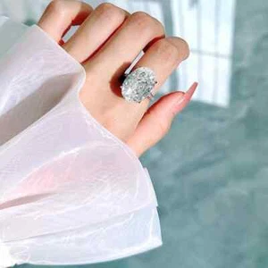 10ct Luxury Pavé Setting Oval Cut Lab Grown Diamond/CVD Ring In 18K White Gold - Picture 1 of 13