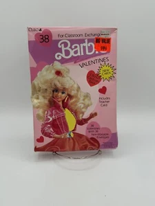 VINTAGE 1992 CLEO BARBIE 38 VALENTINES DAY CARDS + ENVELOPES MATTEL NEW IN BOX - Picture 1 of 2