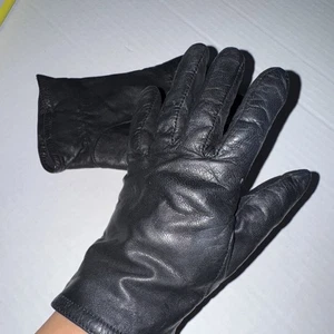 Thinsulate Insulation 40 Gramm dunkelbraune echt weiche Lederhandschuhe Größe S - Bild 1 von 3