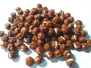 50 miniature casa delle bambole cioccolato crema sbuffi cibo panificio fornitura fatto a mano deco. - Foto 1 di 7