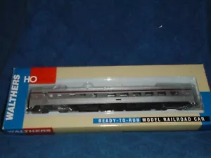 WALTHERS HO SCALE 932-6326 85' BUDD GRILL-DINER PENNSY w/LIGHTING & PASSENGERS - Picture 1 of 4
