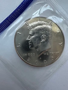 2000 P Kennedy Half Dollar Uncirculated Still in original mint sealed envelope - Picture 1 of 6