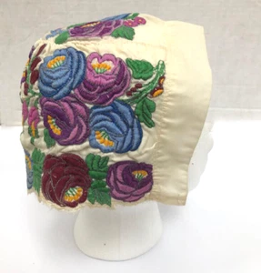 Antique unusual Women's Floral heavily embroidered white fabric bonnet hat cap - Picture 1 of 5