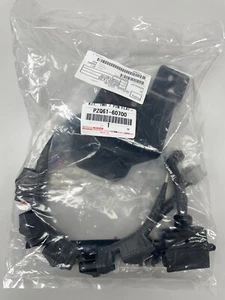 New Genuine Toyota Land Cruiser 300 Series 7 Pin Flat Trailer Wire Harness - Picture 1 of 2