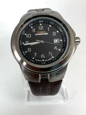 TIMEX EXPEDITION Men's Watch With Brown Leather Band New batt - image 1 of 4