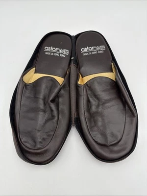 Zapatillas de viaje de cuero vintage ASTORONE talla mediana estuche con cremallera Hong Kong Foto 1 de 4
