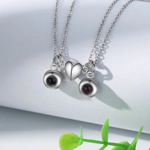 Personalized Couple Projection Necklace – A Meaningful Gift for Your Loved One - Picture 1 of 7