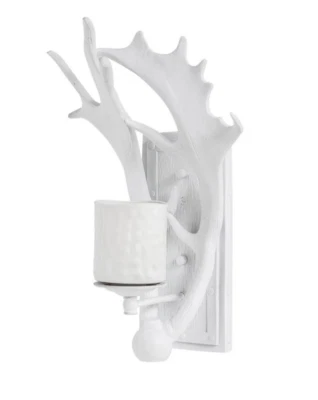 Mercana Rockland 8x19.5 White Resin Antlers Wall Sconce - Image 1 of 4