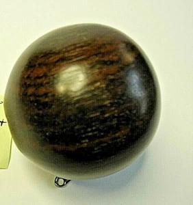 NOS Toyota Celica ,Carona MKII 71 1/2- knob, 1 7/8 Dia.,10mmx1.0 threads - Picture 1 of 4