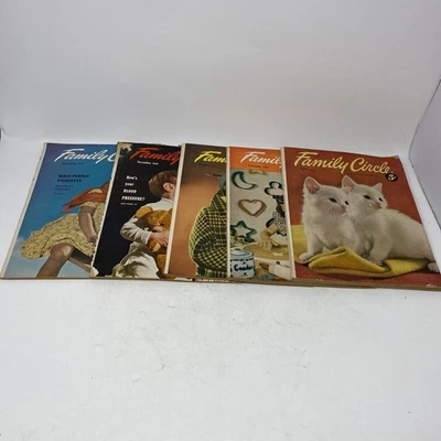 💛 Family Circle Magazines Lot Of  5 Vintage 1949 1950 1952 Recipies Fashion Foto 1 de 4