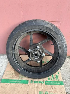 RUEDA TRASERA HONDA CBR600 F3 CON NEUMÁTICO Foto 1 de 2