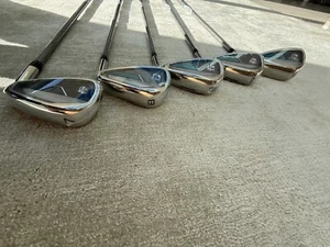 Wilson Staff Dynapower Womens Iron Set 7-SW Graphite Golf Clubs / Right Handed - Picture 1 of 12