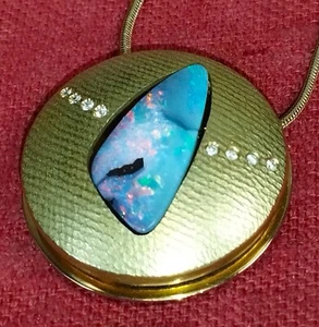 ESQUERRA. ANHÄNGER MIT KETTE. GOLD. OPAL. SPANIEN. 20. Jahrhundert - Bild 1 von 1