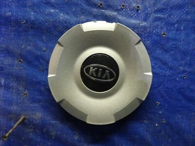 Tapa central rueda KIA SPECTRA 2002-2004 14" 0K2NA 37 190 Foto 1 de 4