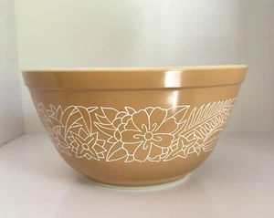VTG 70s Pyrex Woodland Brown Harvest Mixing Bowl #402 Floral 1.5 L Excellent - Picture 1 of 11