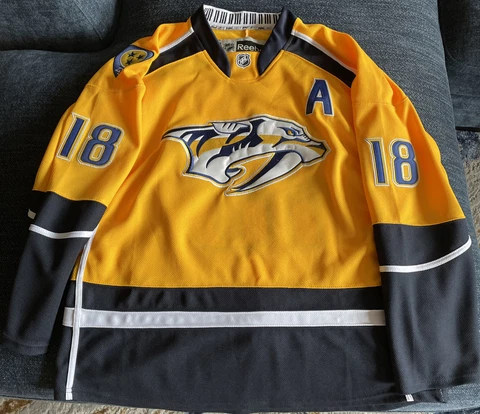 REEBOK  Nashville Predators Home #18 James Neal Jersey Size 50 Cover