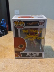 Figura Funko Pop Flash firmada por Grant Gustin The Flash - Imagen 1 de 7