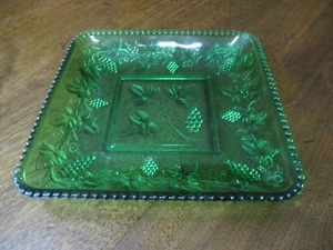 DE COLECCIÓN CUADRADO 8 1/4" X 8 1/4" PLATO DE DEPRESIÓN HOJA BAYA VERDE BOSQUE INDIANA  - Imagen 1 de 12