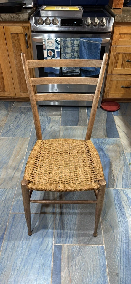 Silla con respaldo de escalera italiana Mid Century estilo Gio Ponti asiento tejido excelente estado Foto 1 de 4