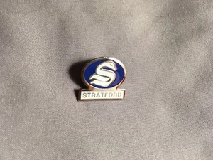 Vintage Stratford Blue Enamel Pin with White Swan - Picture 1 of 3